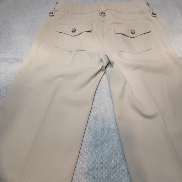 Gap Low Rise Capri - Picture 3 of 8